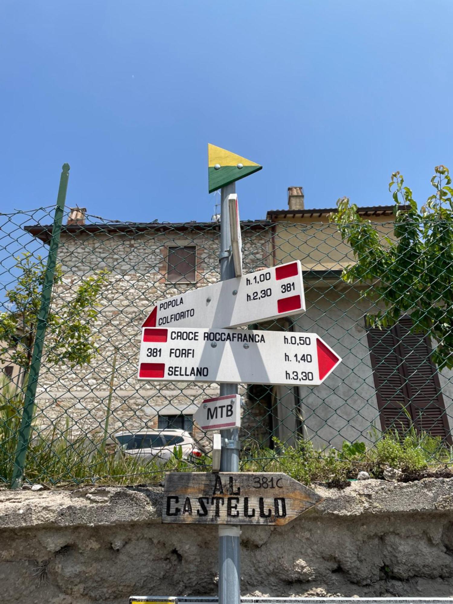 Hotel Casa Savini Verchiano Esterno foto
